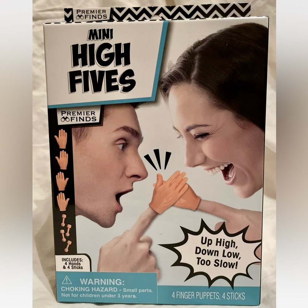 4/$20 Premier Finds-Mini High Fives Mini Hand 4 Finger Puppets; 4 sticks